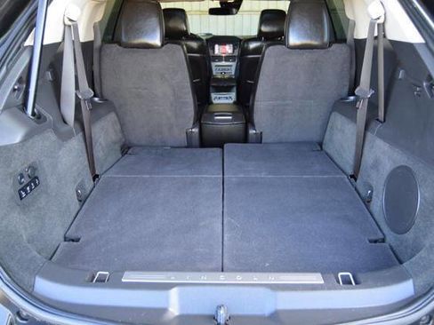 Used 2012 Lincoln MKT AWD image 44