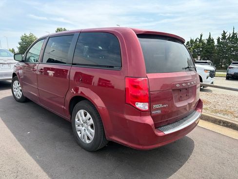 Used 2014 Dodge Grand Caravan SE w/ Quick Order Package 29E SE FWD image 4