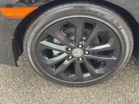 Used 2020 Honda Civic Sport image 7