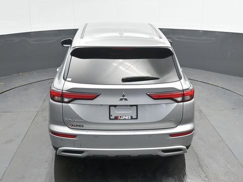 Used 2024 Mitsubishi Outlander SE AWD/4WD image 33