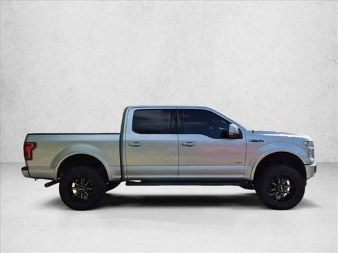 Used 2017 Ford F150 Lariat AWD/4WD image 4