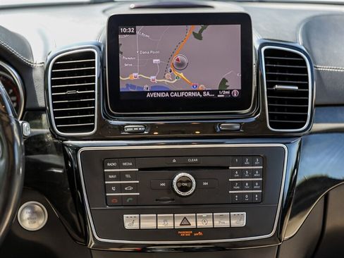 Used 2018 Mercedes-Benz GLS 450 4MATIC image 19