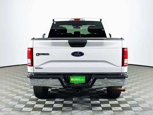 Used 2017 Ford F150 XLT w/ Trailer Tow Package image 8