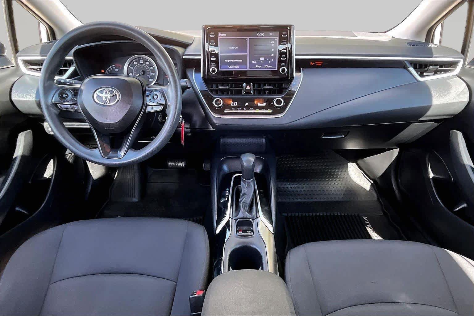 Used 2020 Toyota Corolla LE FWD image 15