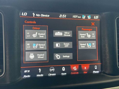 Used 2018 Dodge Charger R/T Scat Pack w/ Dynamics Package RWD image 15