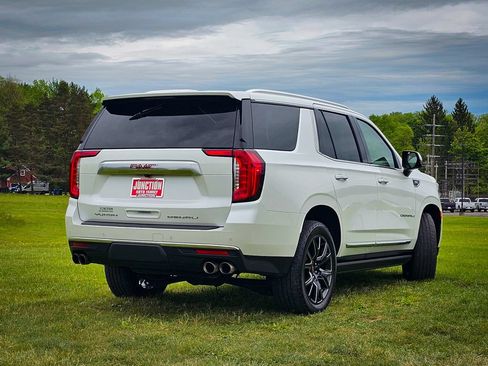 Used 2023 GMC Yukon Denali AWD/4WD image 3