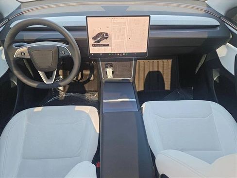 Used 2026 Tesla Model Y Long Range AWD/4WD image 19