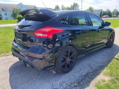Used 2017 Ford Focus RS AWD/4WD image 5