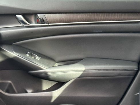 Certified 2021 Honda Accord Touring image 23