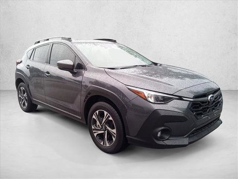 Used 2024 Subaru Crosstrek 2.0i Premium image 3