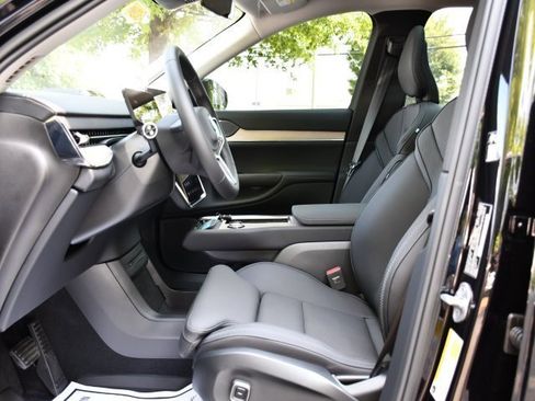 New 2025 Volvo EX90 Ultra image 11