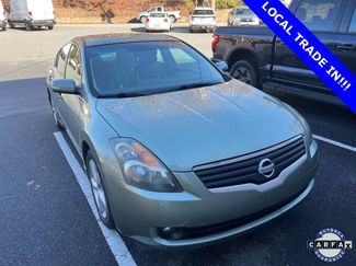 Used 2007 Nissan Altima 3.5 SE w/ Technology Pkg video 2
