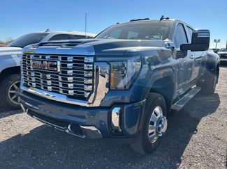 Used 2025 GMC Sierra 3500 Denali w/ Technology Package video 1