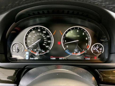 Used 2016 BMW 535i xDrive Sedan AWD/4WD image 25