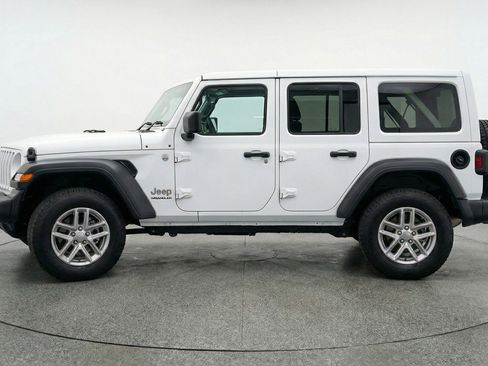Used 2025 Jeep Wrangler Unlimited Sport AWD/4WD image 5