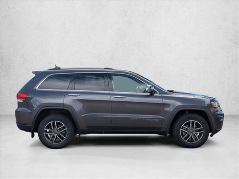 Used 2019 Jeep Grand Cherokee Limited AWD/4WD image 4