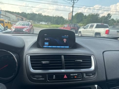 Used 2013 Buick Encore Convenience AWD/4WD image 27