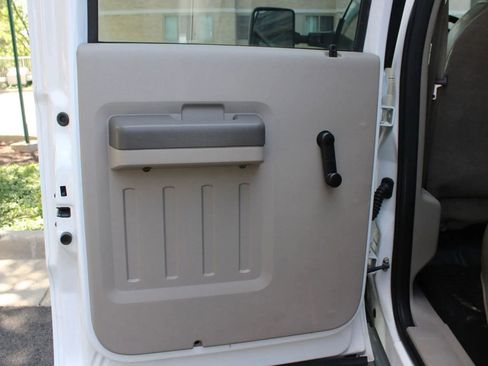 Used 2008 Ford F350 XL AWD/4WD image 17