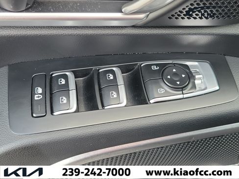 Certified 2024 Kia Telluride S FWD image 23