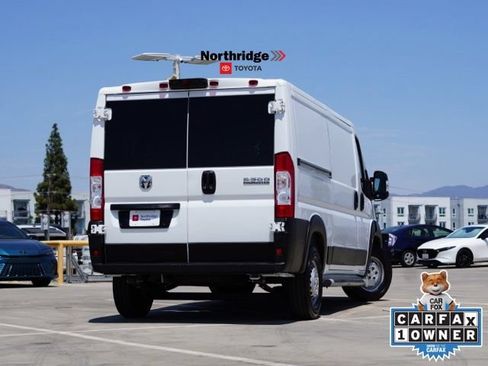 Used 2025 RAM ProMaster 2500 w/ U-Haul Equipment Group FWD image 7