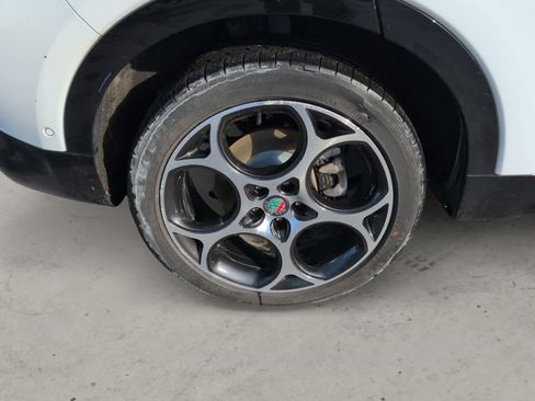 Used 2024 Alfa Romeo Tonale Ti w/ Active Assist Package image 9