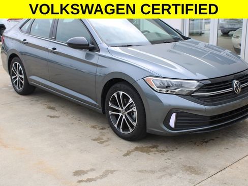 Certified 2024 Volkswagen Jetta Sport FWD image 1