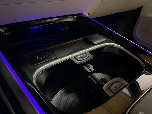 Used 2023 Mercedes-Benz EQB 300 4MATIC w/ Exclusive Package image 55