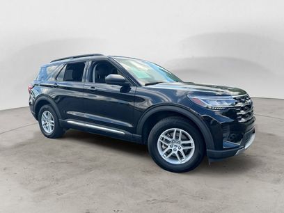 Used 2025 Ford Explorer Active