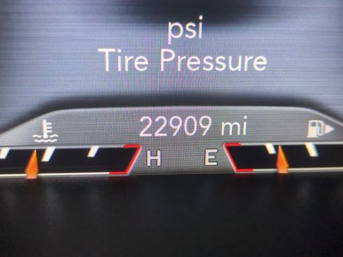 Certified 2022 Jeep Cherokee Trailhawk image 29