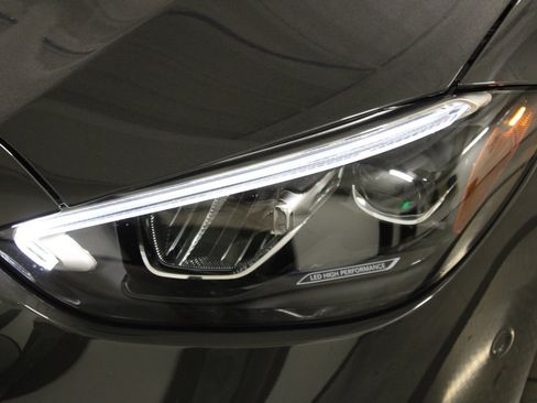 Used 2025 Mercedes-Benz C 300 C 300 image 13