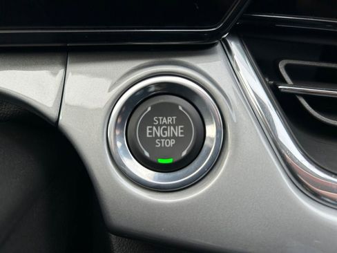 Used 2026 Chevrolet Trax LT w/ Driver Confidence Package FWD image 37