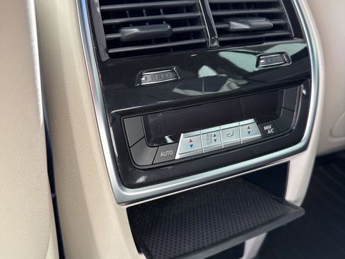 Used 2023 BMW X5 M50i image 18