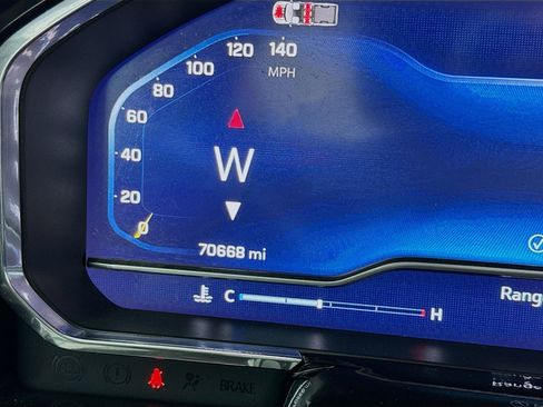 Used 2024 Chevrolet Silverado 1500 LT Trail Boss w/ Protection Package image 8