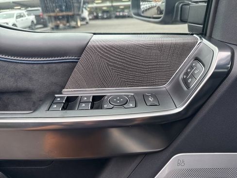 New 2025 Ford F250 Platinum w/ FX4 Off-Road Package image 12