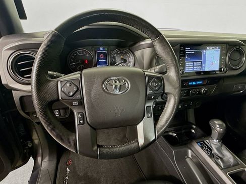 Used 2023 Toyota Tacoma TRD Sport w/ TRD Premium Sport Package AWD/4WD image 16