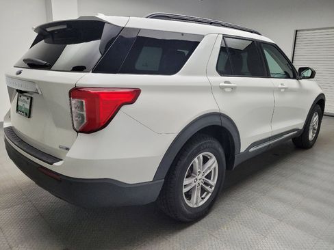 Used 2020 Ford Explorer XLT AWD/4WD image 9