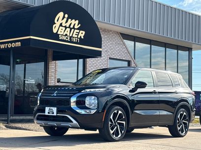 Used 2024 Mitsubishi Outlander SE