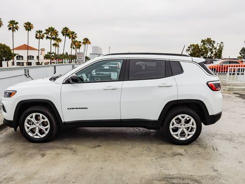 Used 2024 Jeep Compass Latitude AWD/4WD image 24