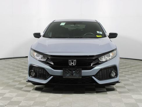Used 2018 Honda Civic Sport image 2