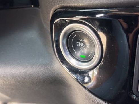 Used 2025 Chevrolet Silverado 1500 LT image 21