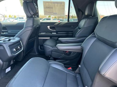 New 2026 Ford Expedition Max Platinum AWD/4WD image 16