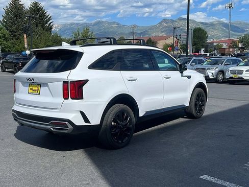 Used 2022 Kia Sorento SX AWD/4WD image 5