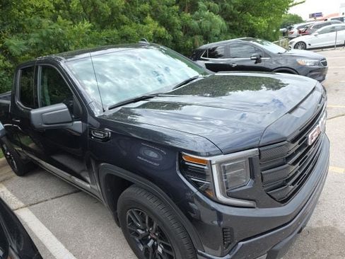 Used 2025 GMC Sierra 1500 Elevation AWD/4WD image 7