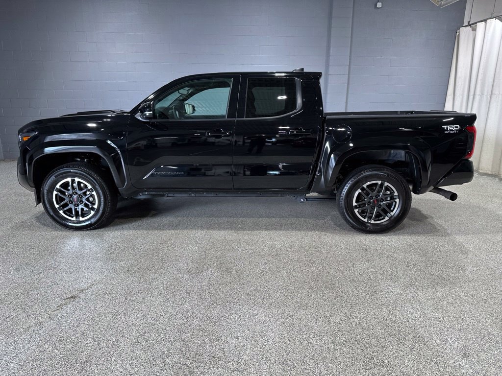 Certified 2026 Toyota Tacoma TRD Sport w/ TRD Sport Upgrade Package AWD/4WD image 7