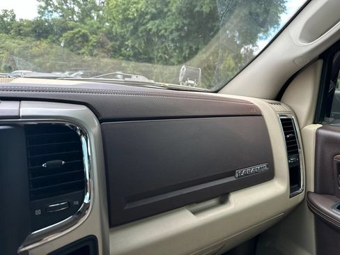 Used 2018 RAM 2500 Laramie AWD/4WD image 35