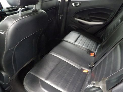 Used 2021 Ford EcoSport Titanium image 9