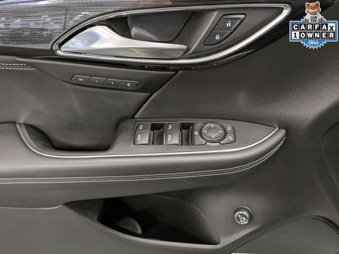 Used 2023 Buick Envision Essence w/ Technology Package I AWD/4WD image 7