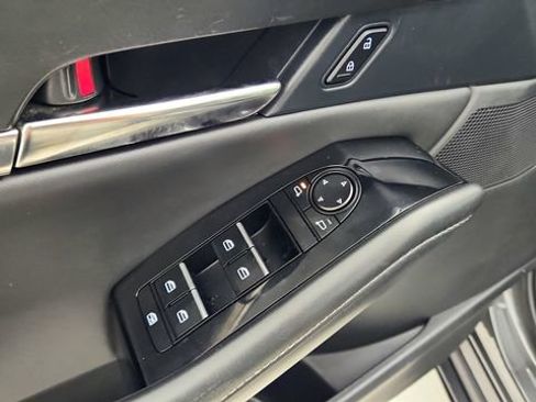 Used 2025 MAZDA CX-30 AWD 2.5 S w/ Preferred Package image 19