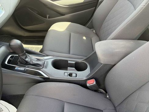 Used 2023 Toyota Corolla LE image 21