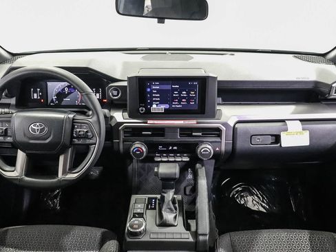 Used 2025 Toyota 4Runner SR5 RWD image 12